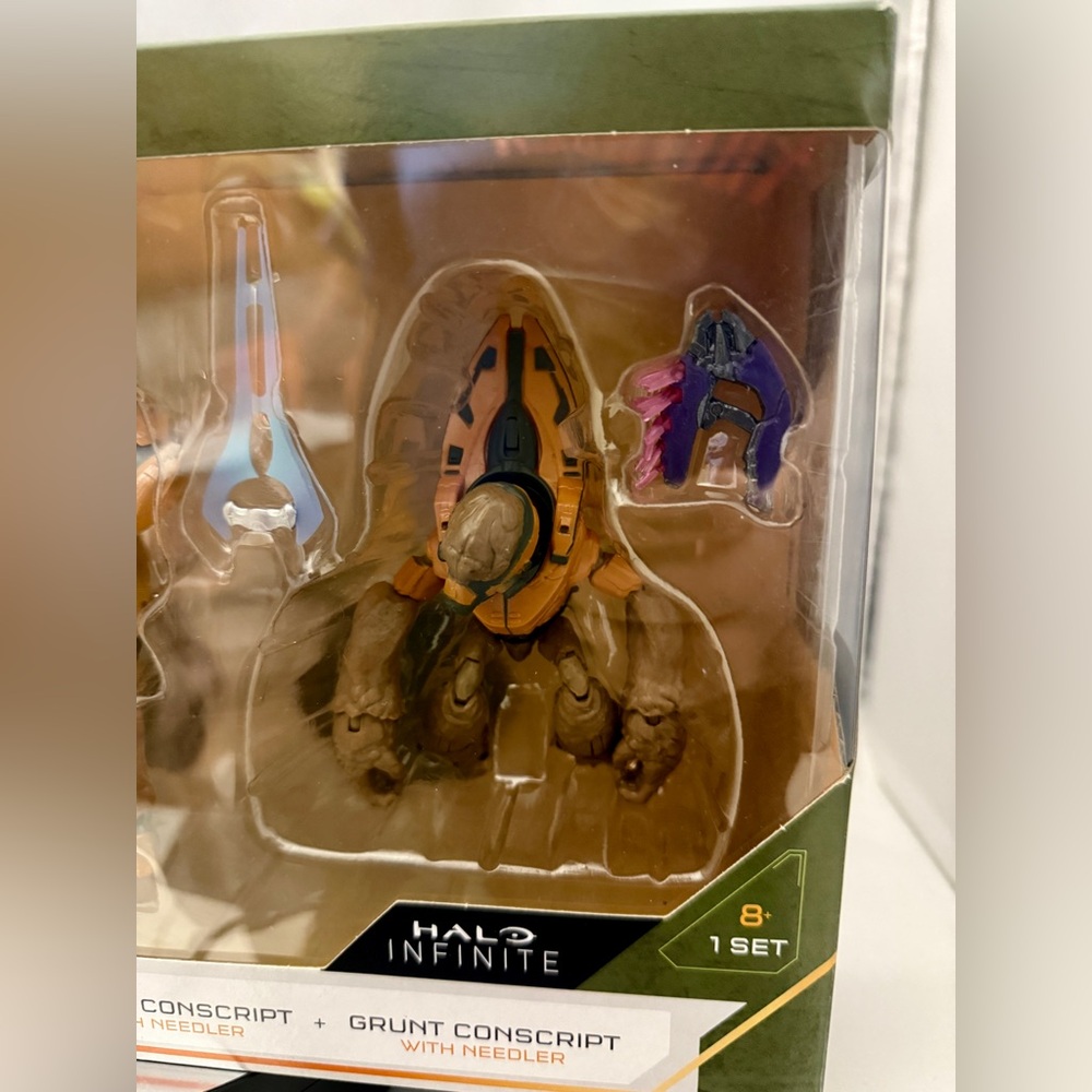 Halo Infinite 4" World of Halo- 3
Figure Box Set - Elite and Grunts - Picture 9 of 9